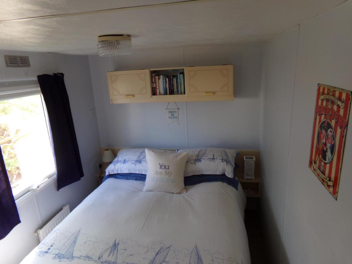 Happydaze Caravan Bacton  Esterno foto